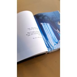 Det Rosa Huset � Eksklusiv boks med signeret collage