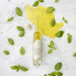 kologisk basilikumolie