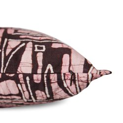 Doris - cushion eclectic 