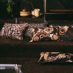 Doris - cushion eclectic 
