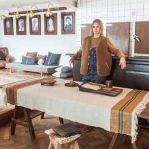The Belgian Table Throw � Hillside