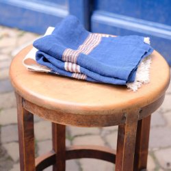 Noa H�rserviet Stripe � Indigo / Sienna Brown