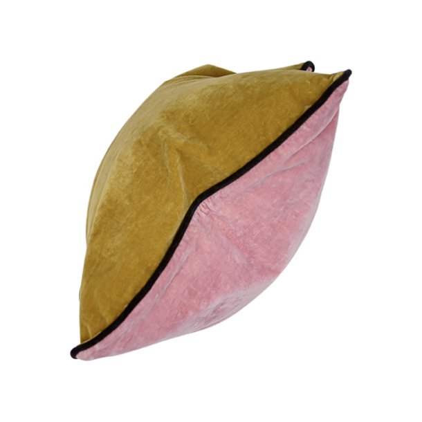 Velvet cushion - ochre rose