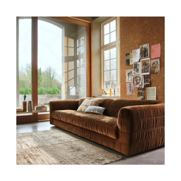 Club couch