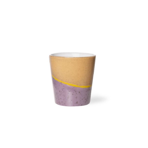 Coffee mug  - gravity
