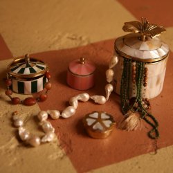 Honey Heart Box Small