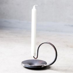 Hndsmedede lysestage