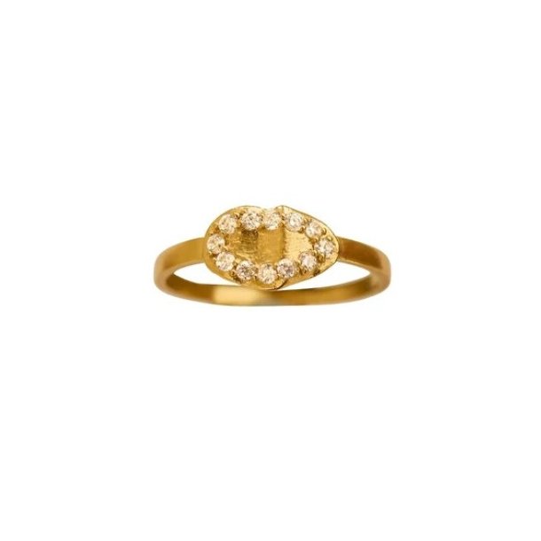 Kiss Me Cleo Ring