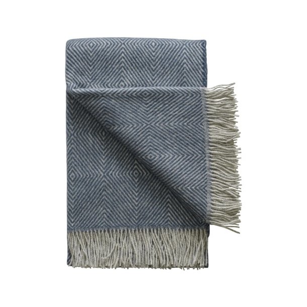 Liv Throw  fjord