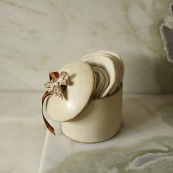  Queen Bee Circus Box