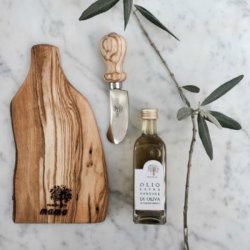 Tallerken i oliventr